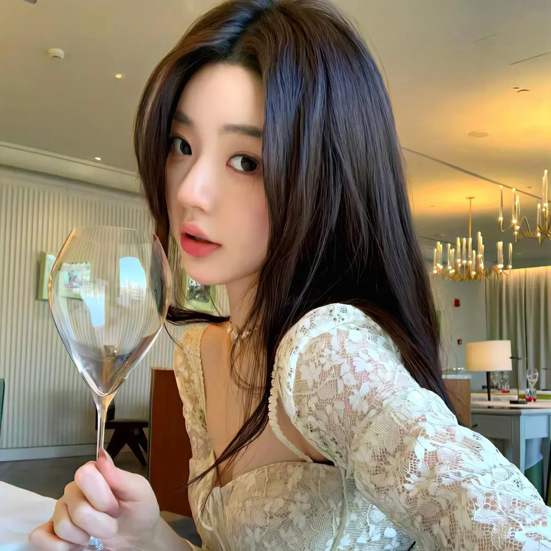 昨夜泪痕干